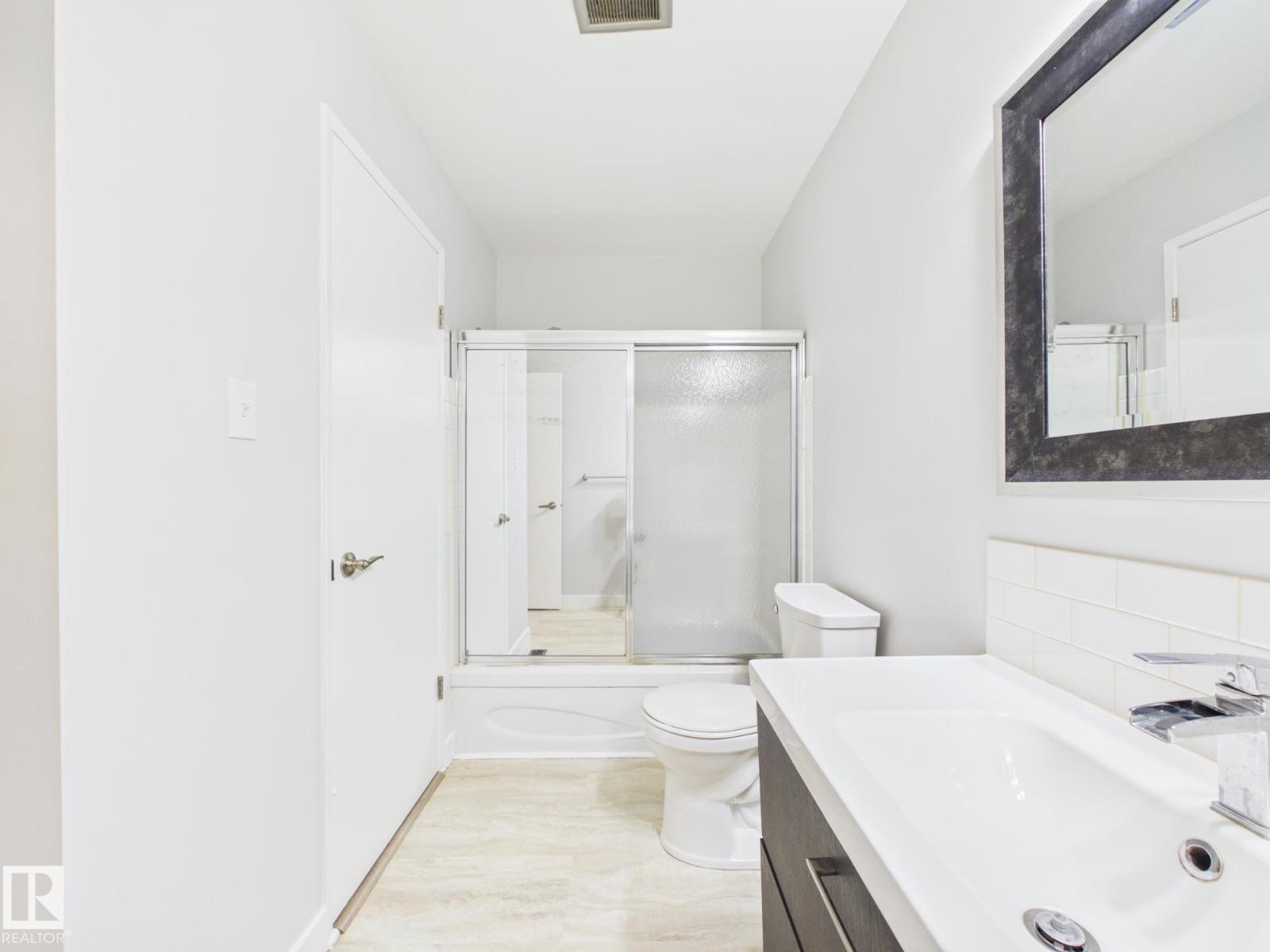 152 Surrey Gardens NW - 42