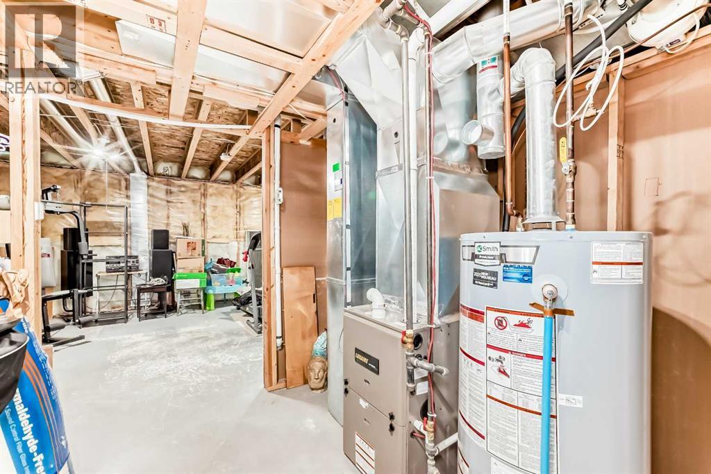 42 Chapalina Park Crescent SE - 38