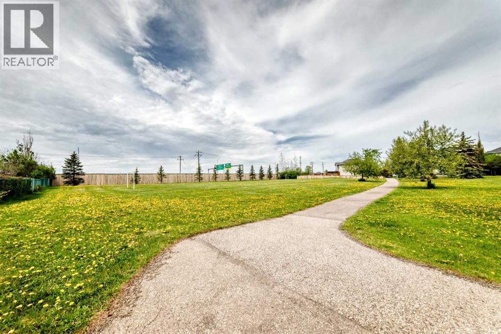 42 Chapalina Park Crescent SE - 49