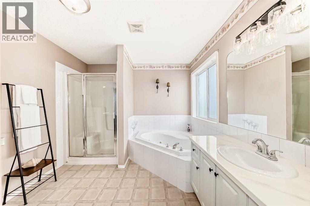42 Chapalina Park Crescent SE - 25