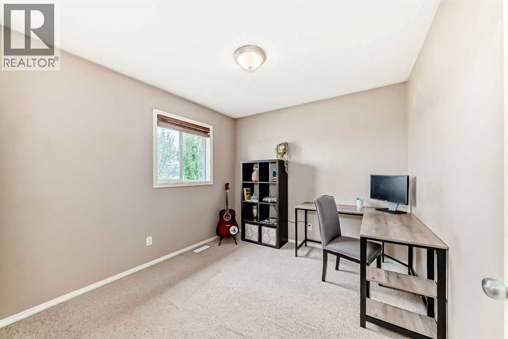 42 Chapalina Park Crescent SE - 27