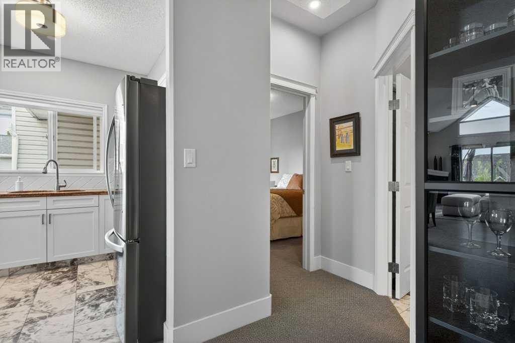 #1302 7451 Springbank Boulevard SW - 28