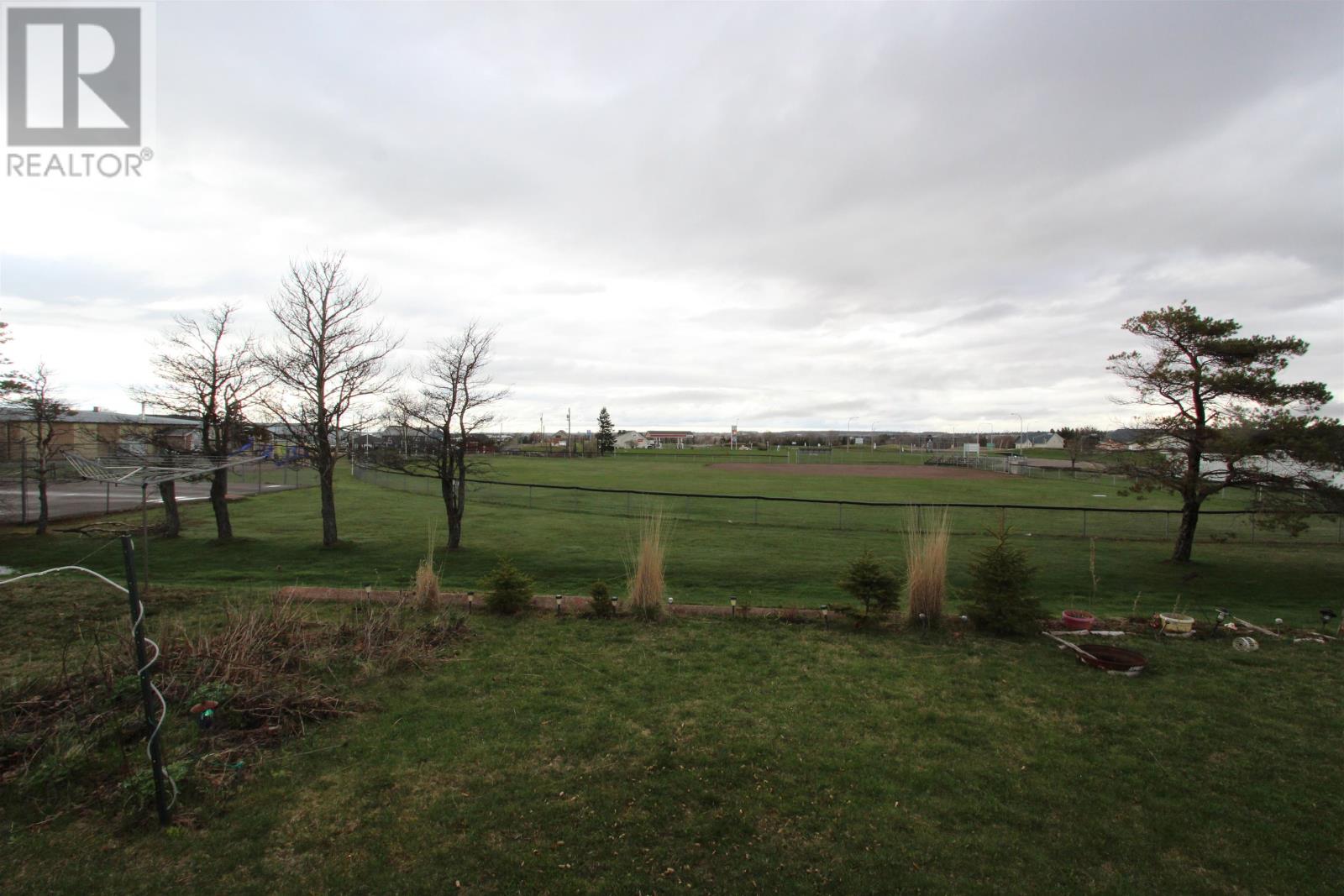 253 Carleton Avenue - 31