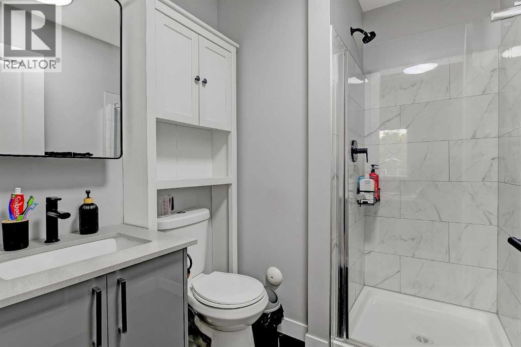 9638 112 Avenue - 11