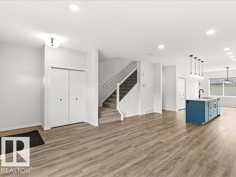 17487 77 ST NW - 18
