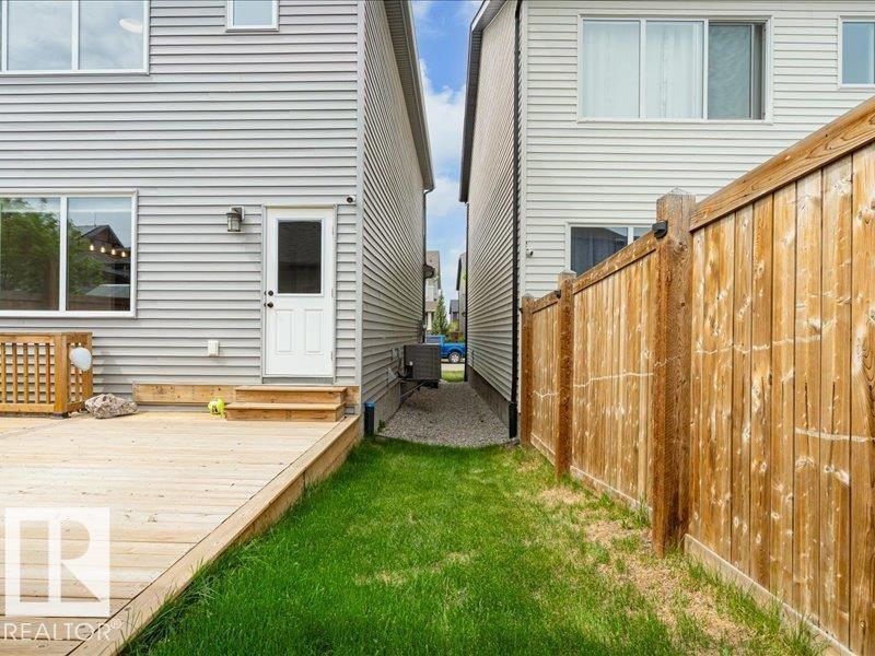17487 77 ST NW - 34