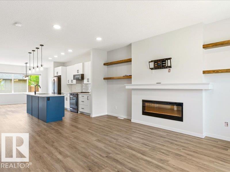17487 77 ST NW - 7