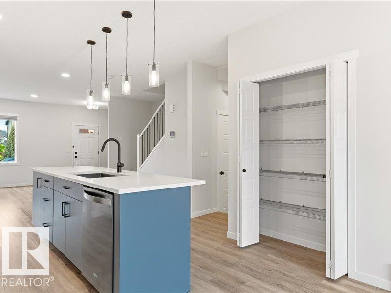17487 77 ST NW - 9