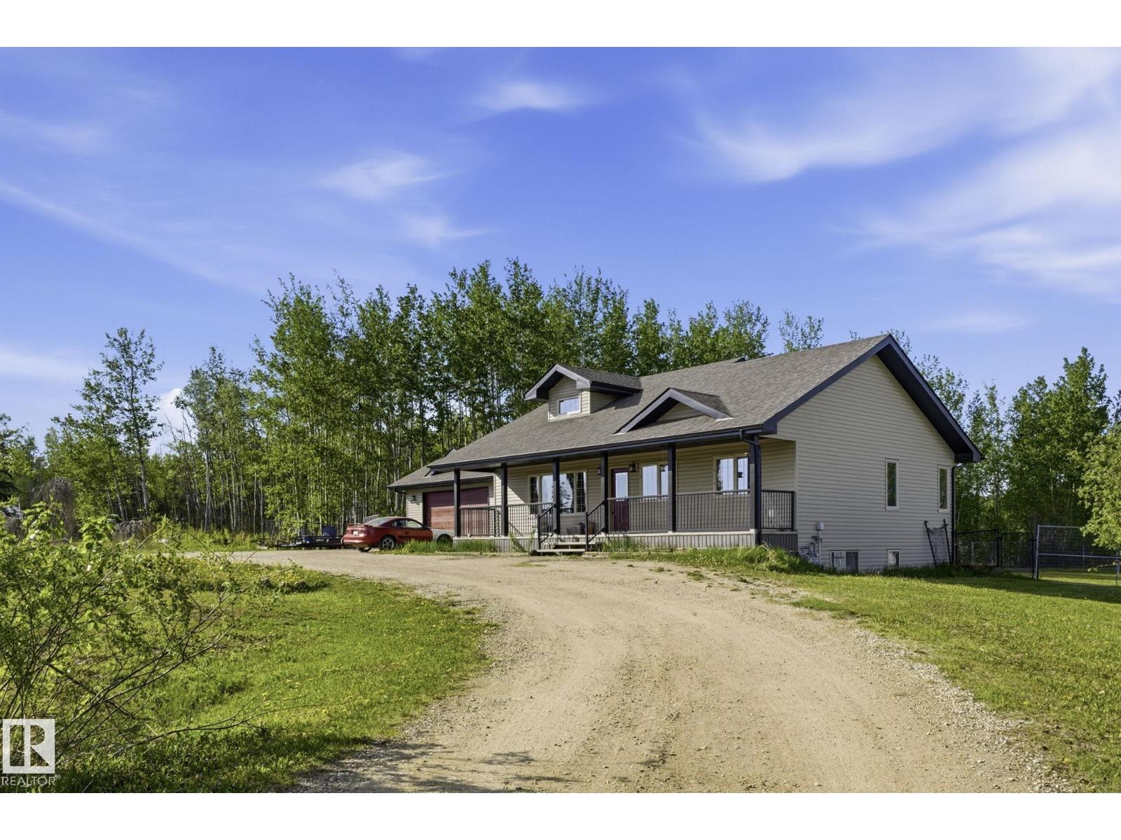 10 1319 TWP RD 510 exterior