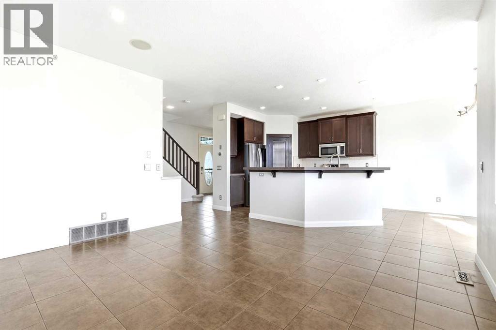121 Copperstone Close SE - Image 3