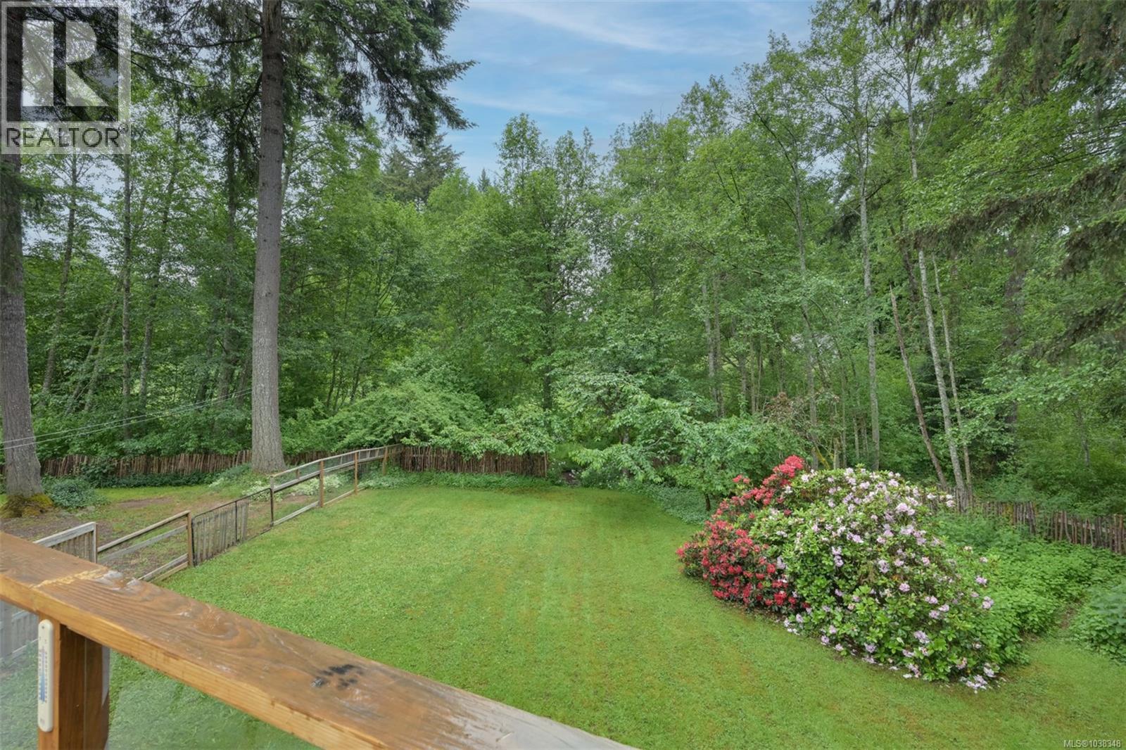 2340 Macdonald Rd - 28