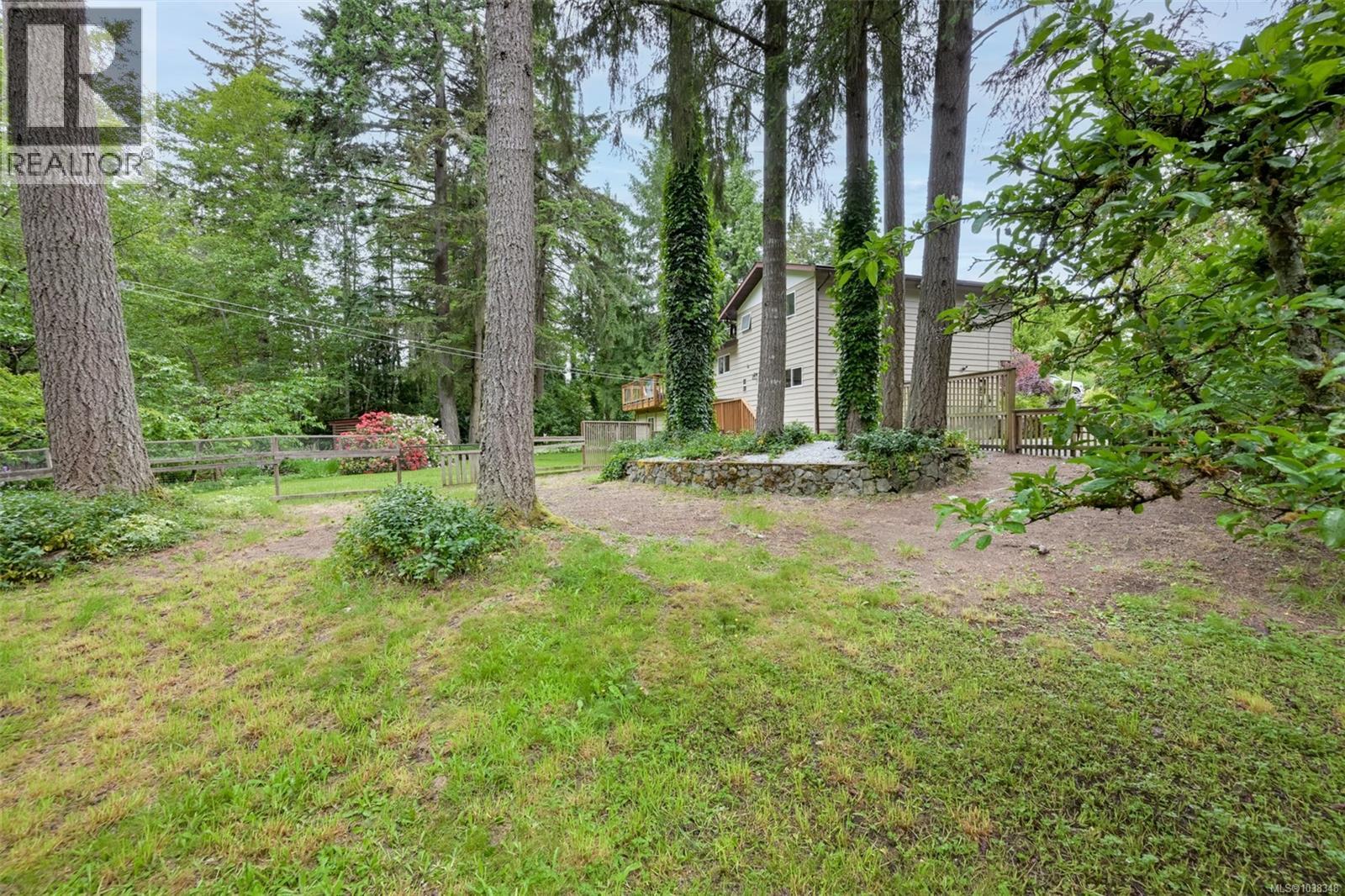 2340 Macdonald Rd - 60