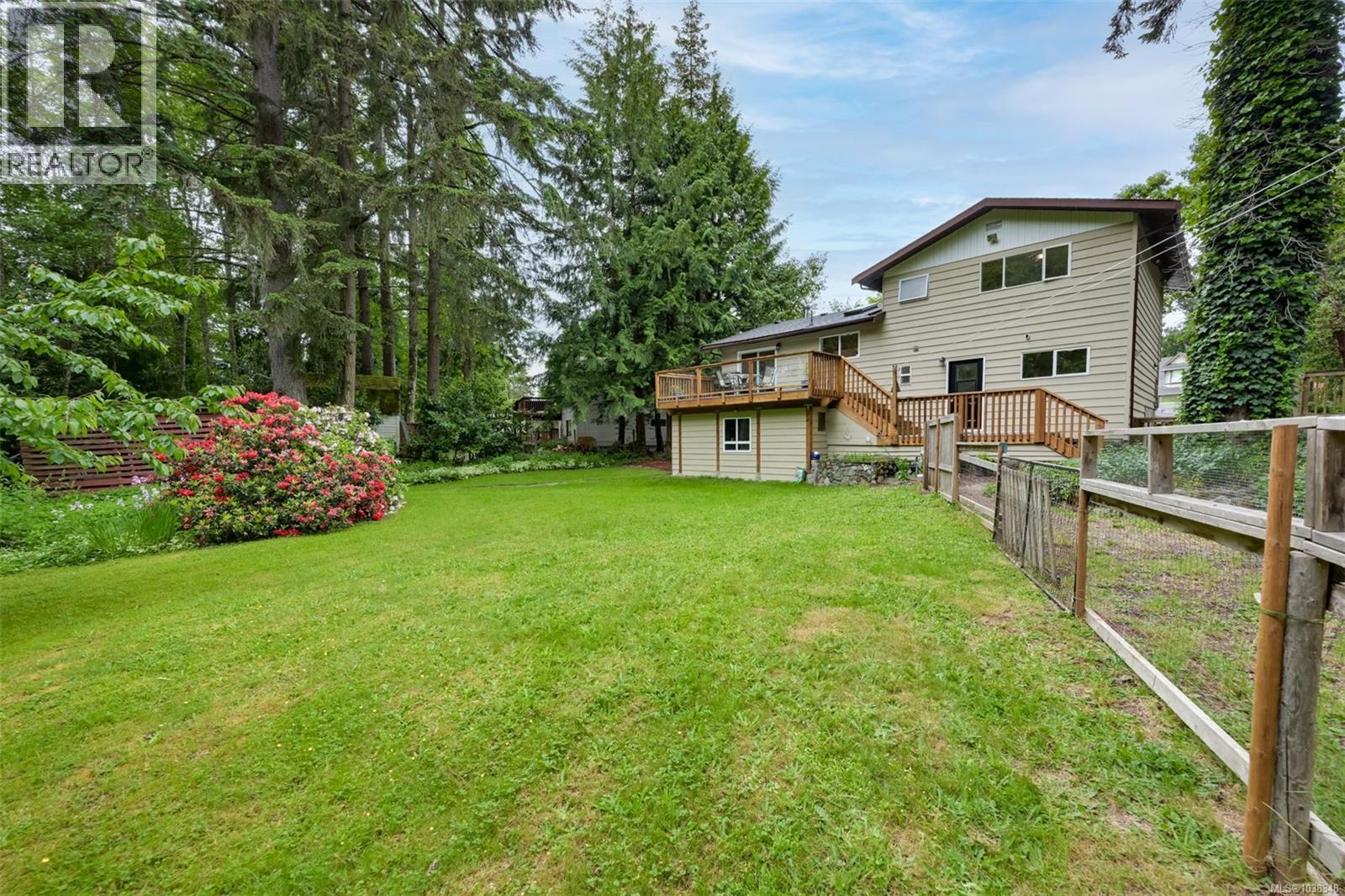 2340 Macdonald Rd - 65