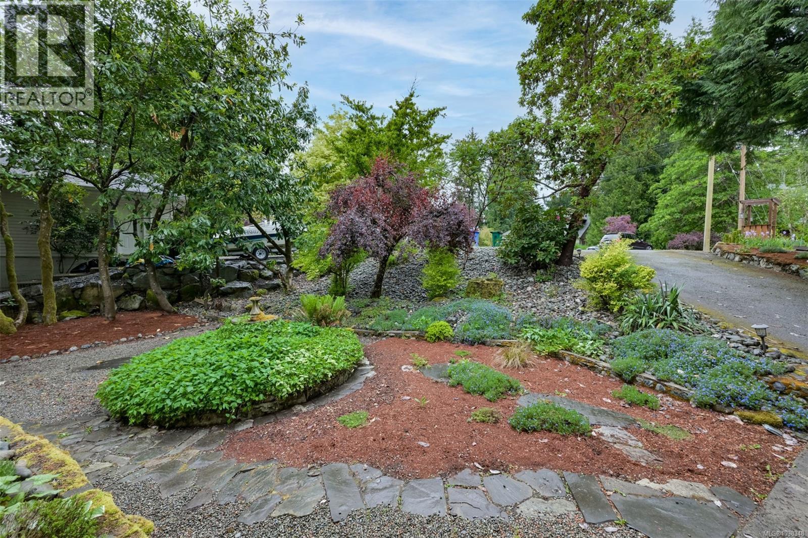 2340 Macdonald Rd - 78