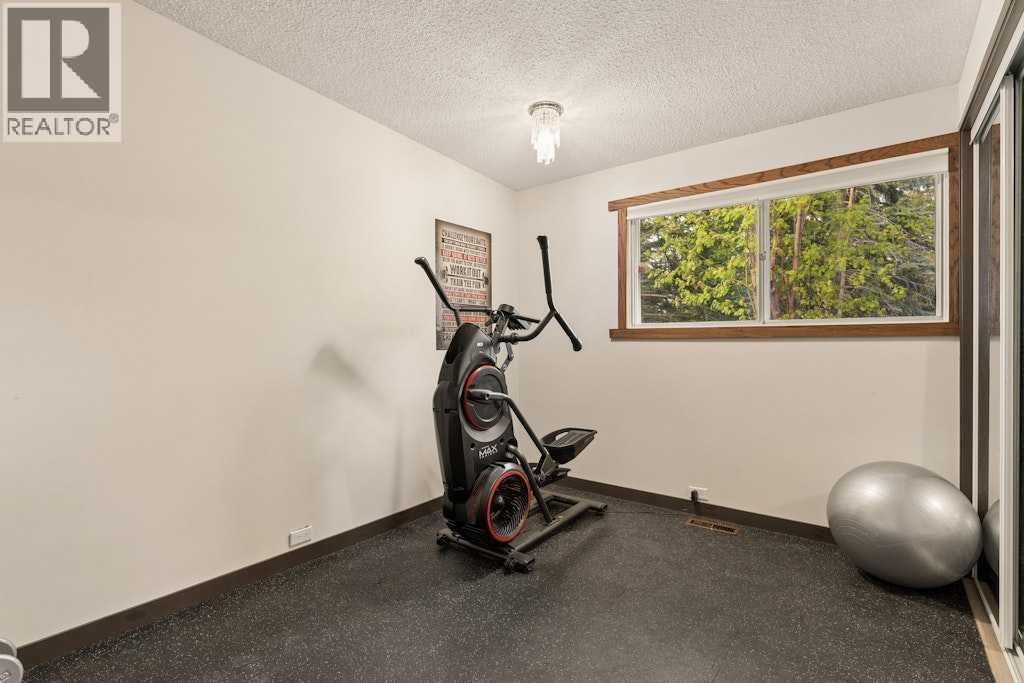 6216 Dalsby Road NW - 29