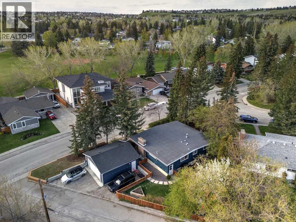 6216 Dalsby Road NW - 44