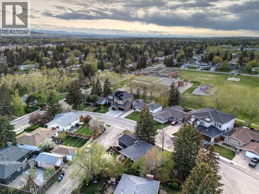 6216 Dalsby Road NW - 43