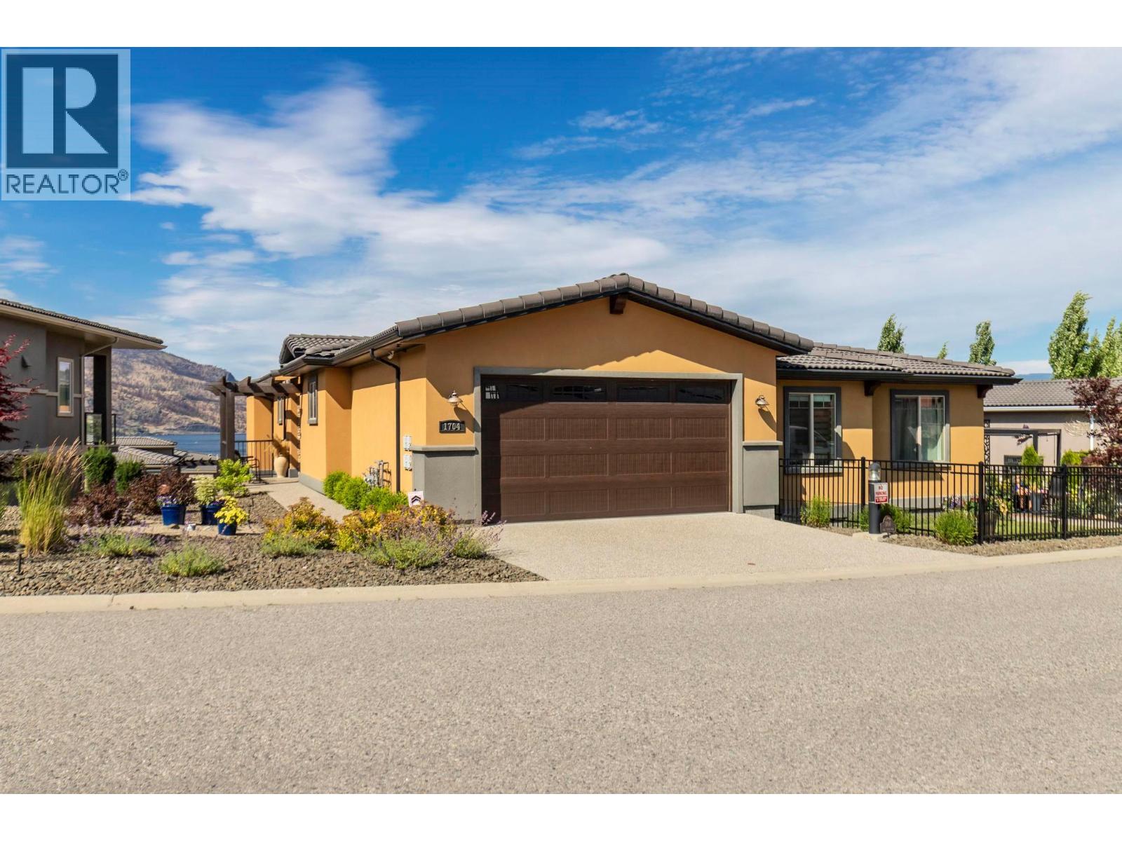  1704 Lake Vista Road, West Kelowna