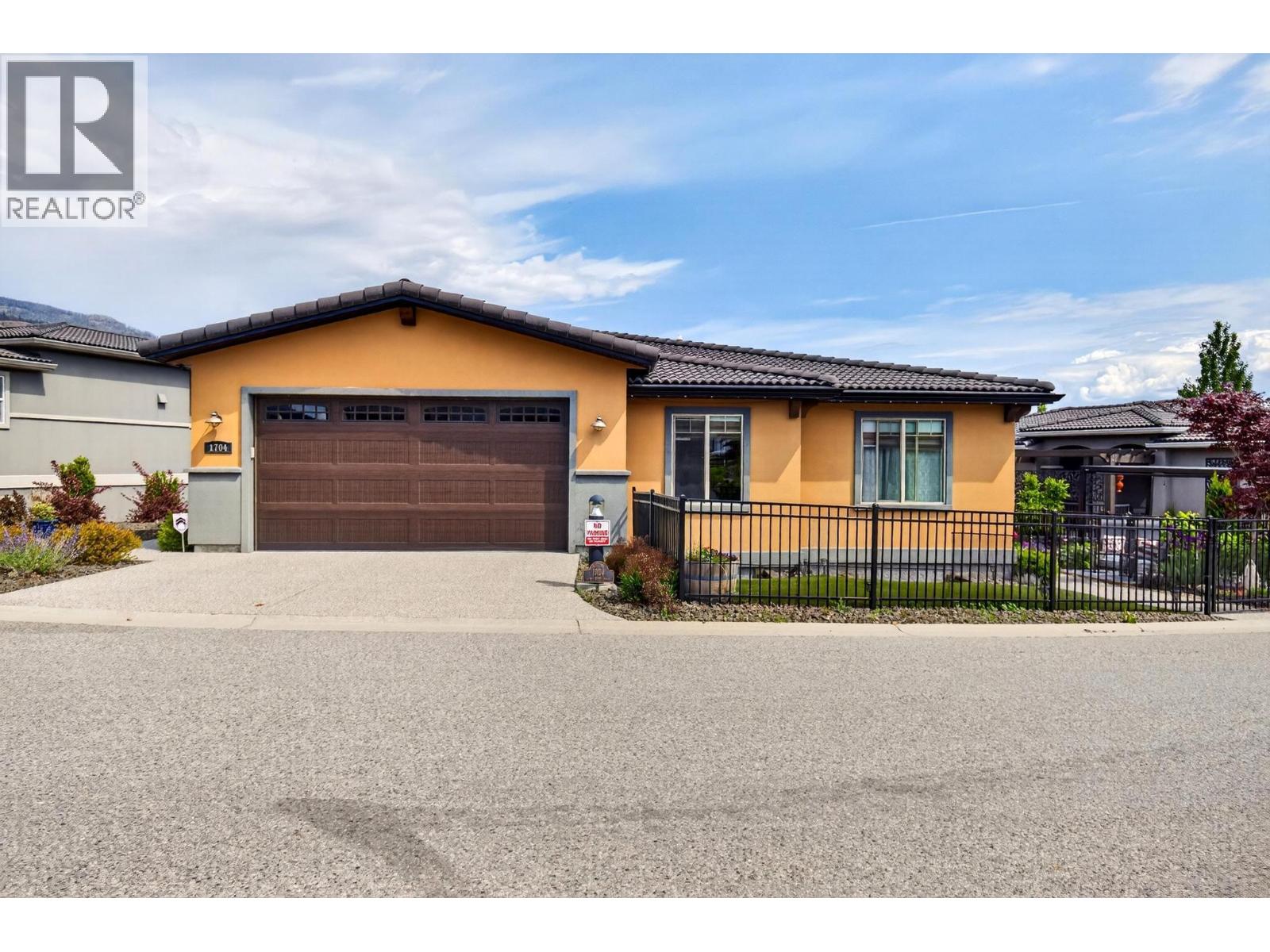  1704 Lake Vista Road, West Kelowna