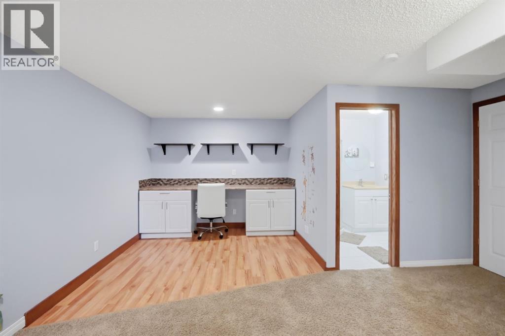 158 Shawbrooke Green SW - 35