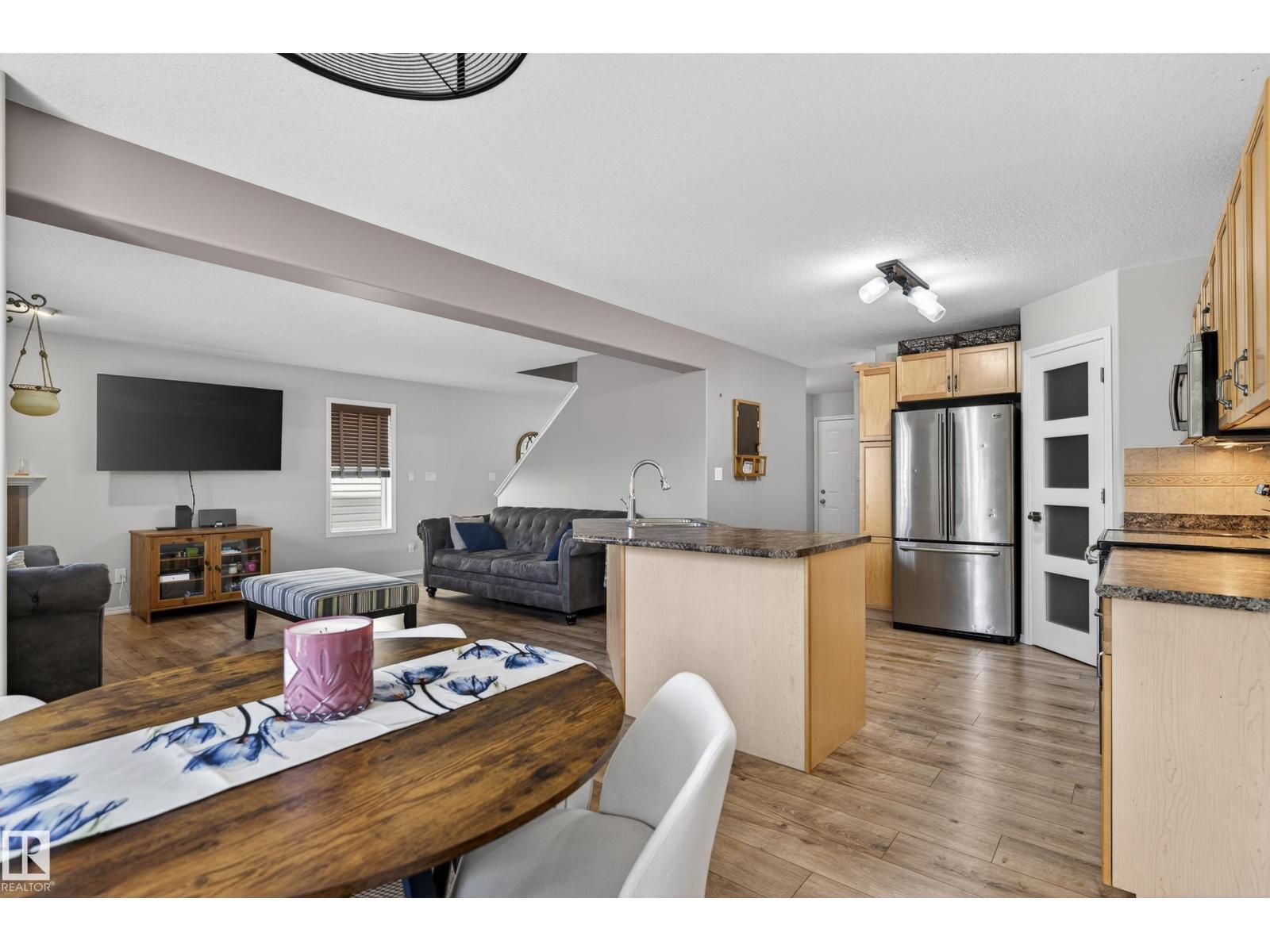 988 REGENCY DR - 16
