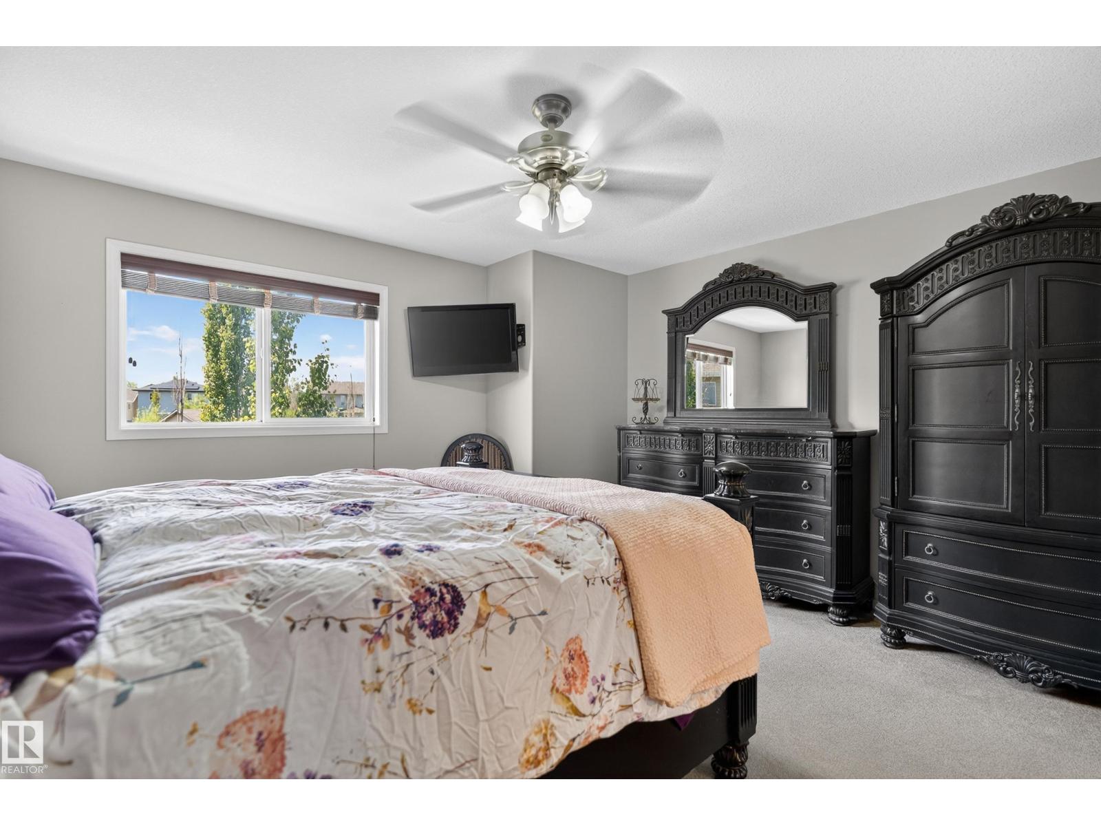 988 REGENCY DR - 22