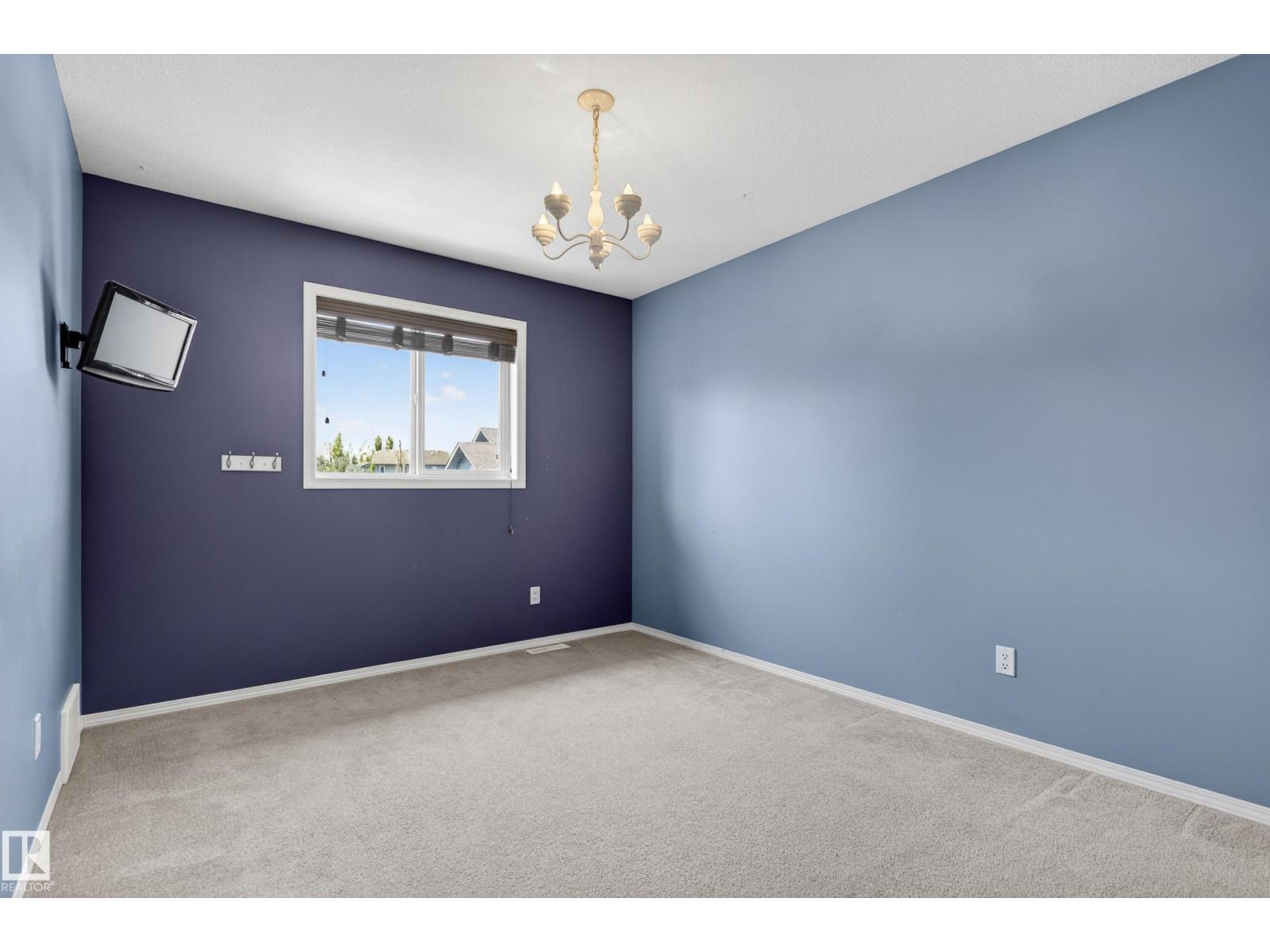 988 REGENCY DR - 27