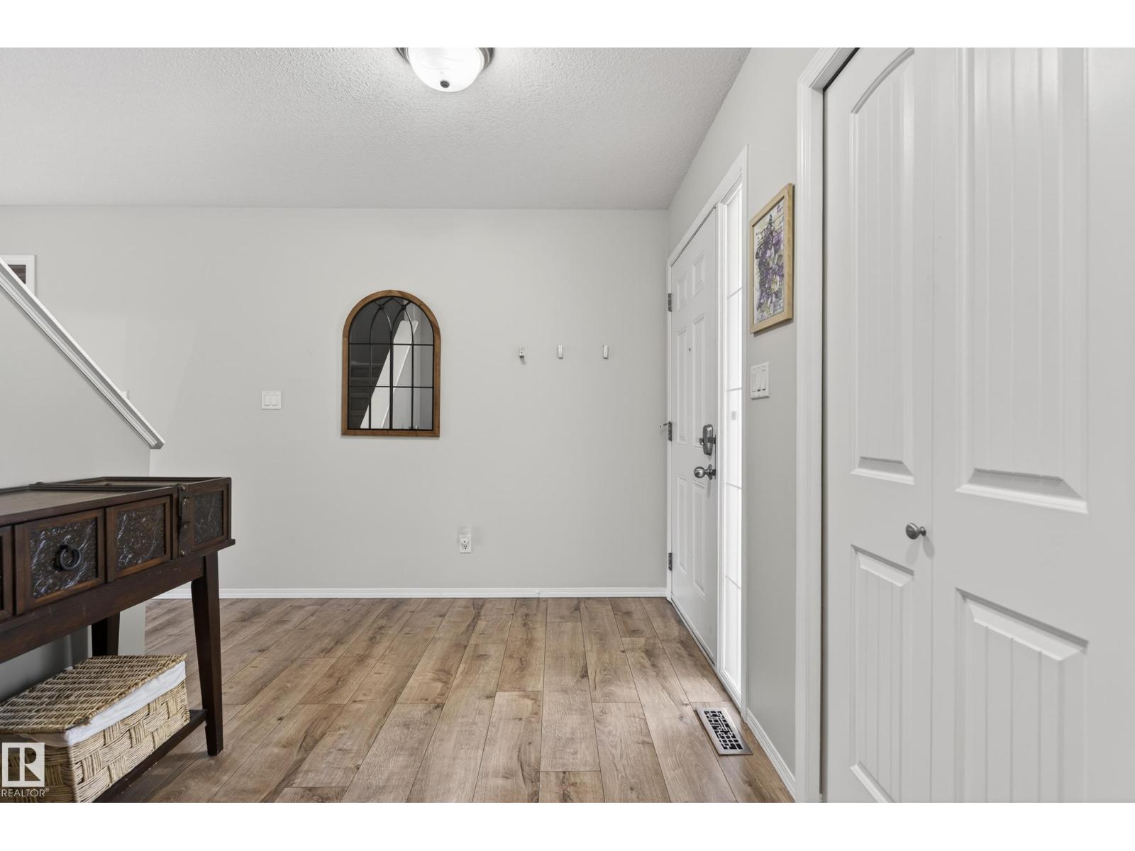 988 REGENCY DR - Image 3