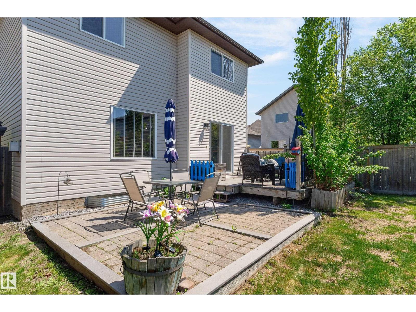 988 REGENCY DR - 39