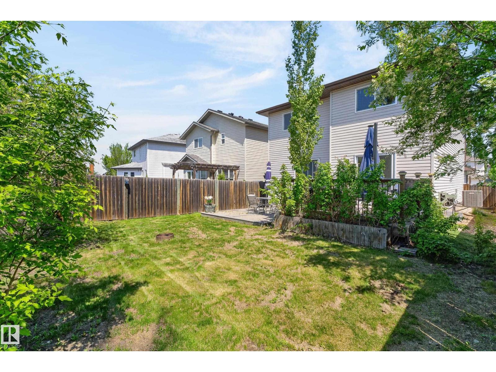 988 REGENCY DR - 41