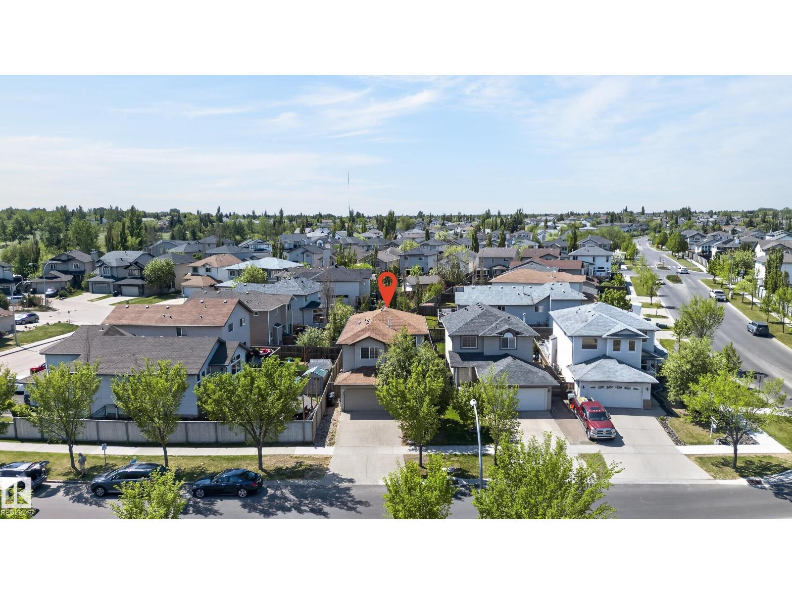988 REGENCY DR - 47