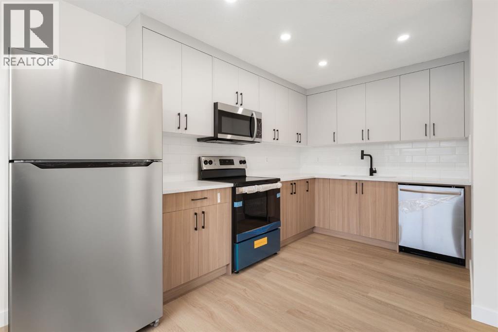 #4 1701 48 Street SE - 8