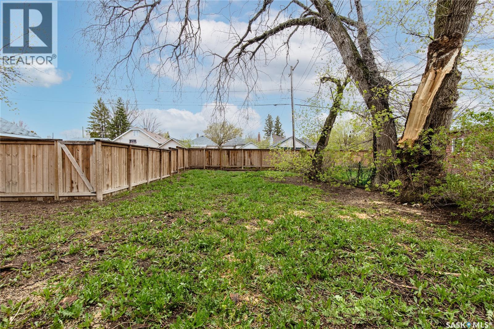 453 LILLOOET STREET W - 68