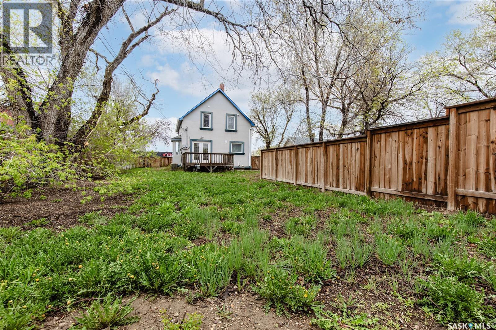 453 LILLOOET STREET W - 67