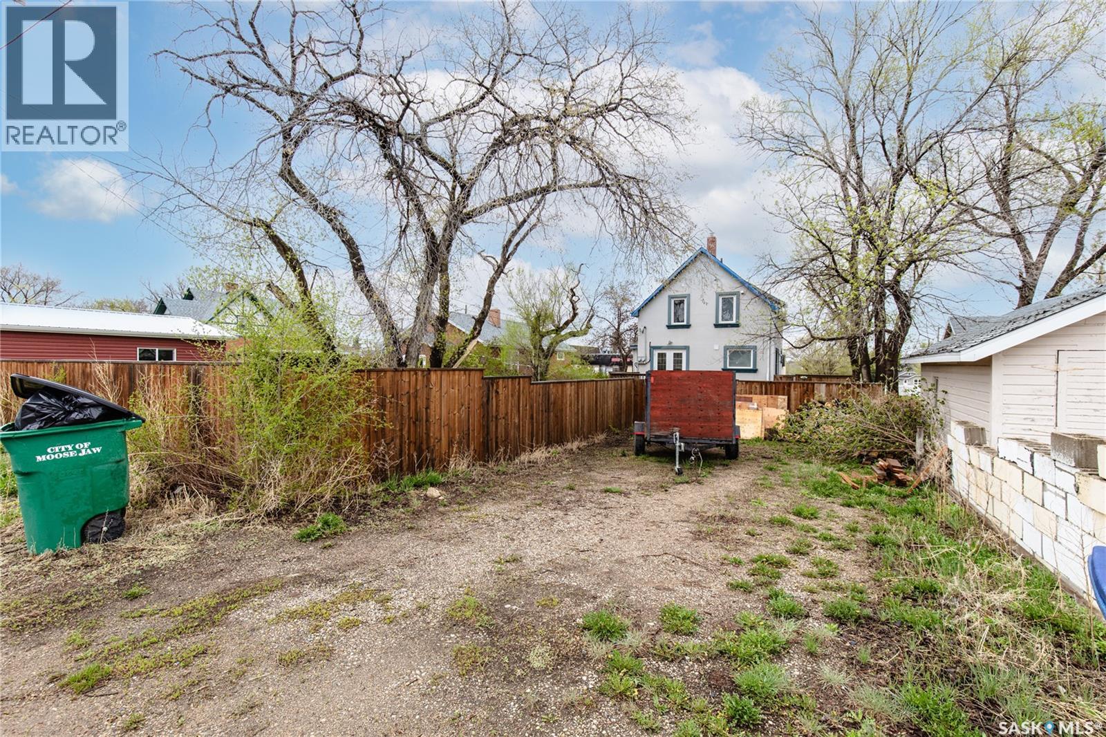 453 LILLOOET STREET W - 70