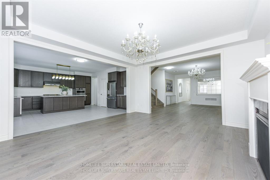 21 CATTAIL CRESCENT - 26