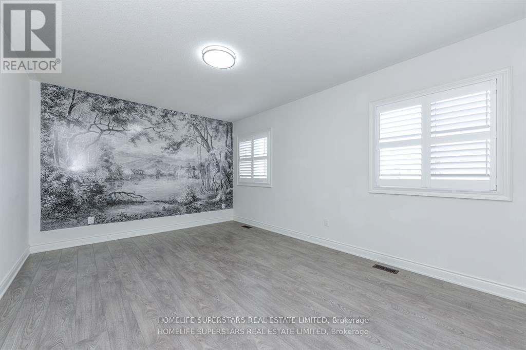 21 CATTAIL CRESCENT - 28