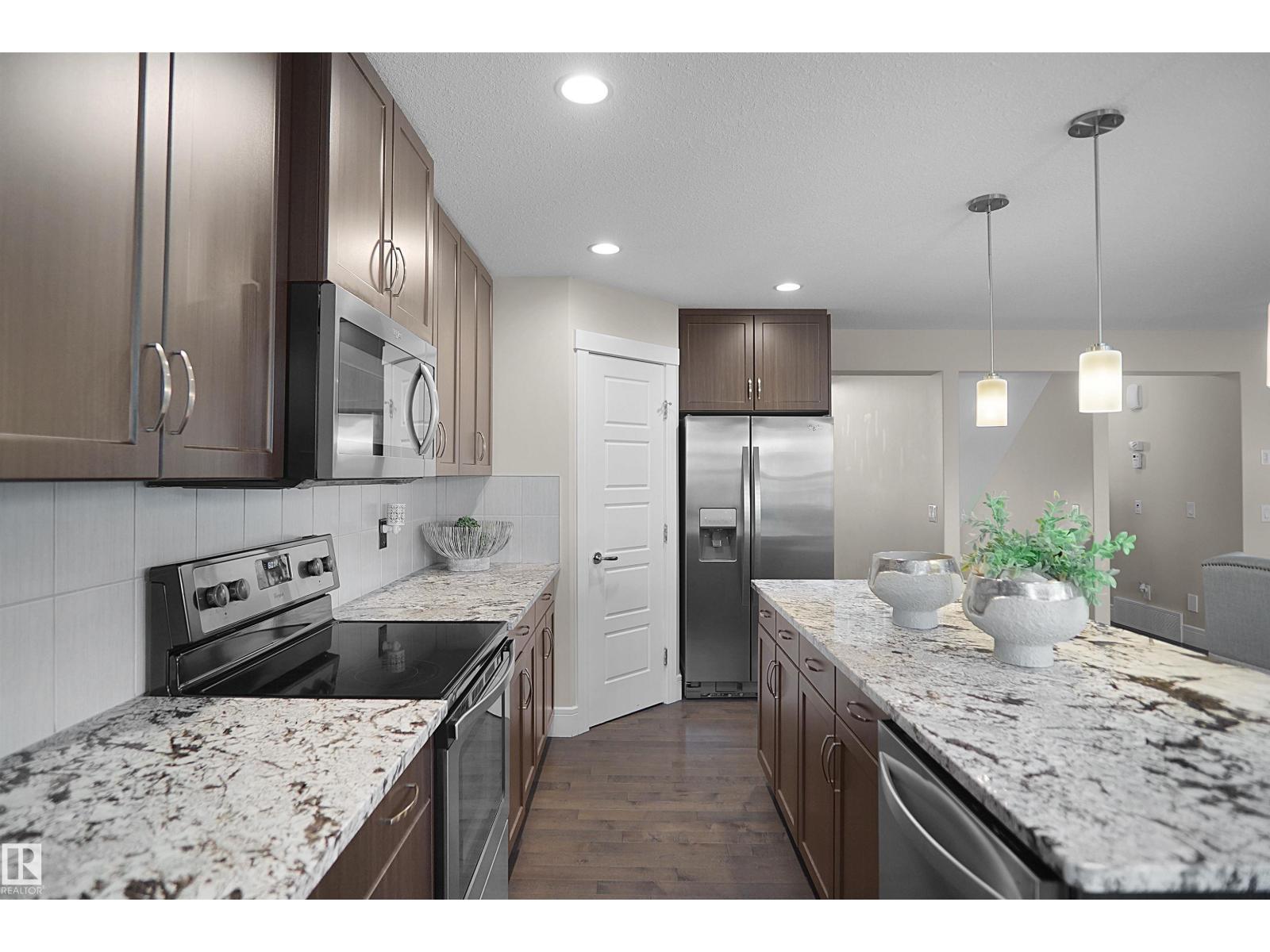 16779 122 ST NW - 22
