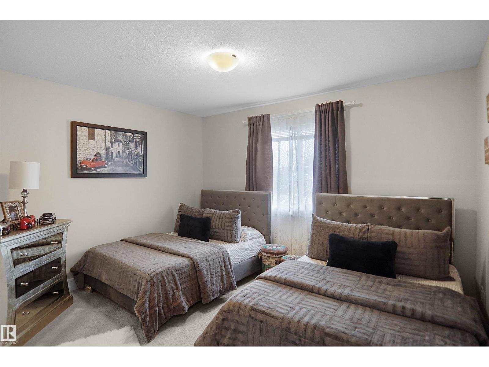 16779 122 ST NW - 45