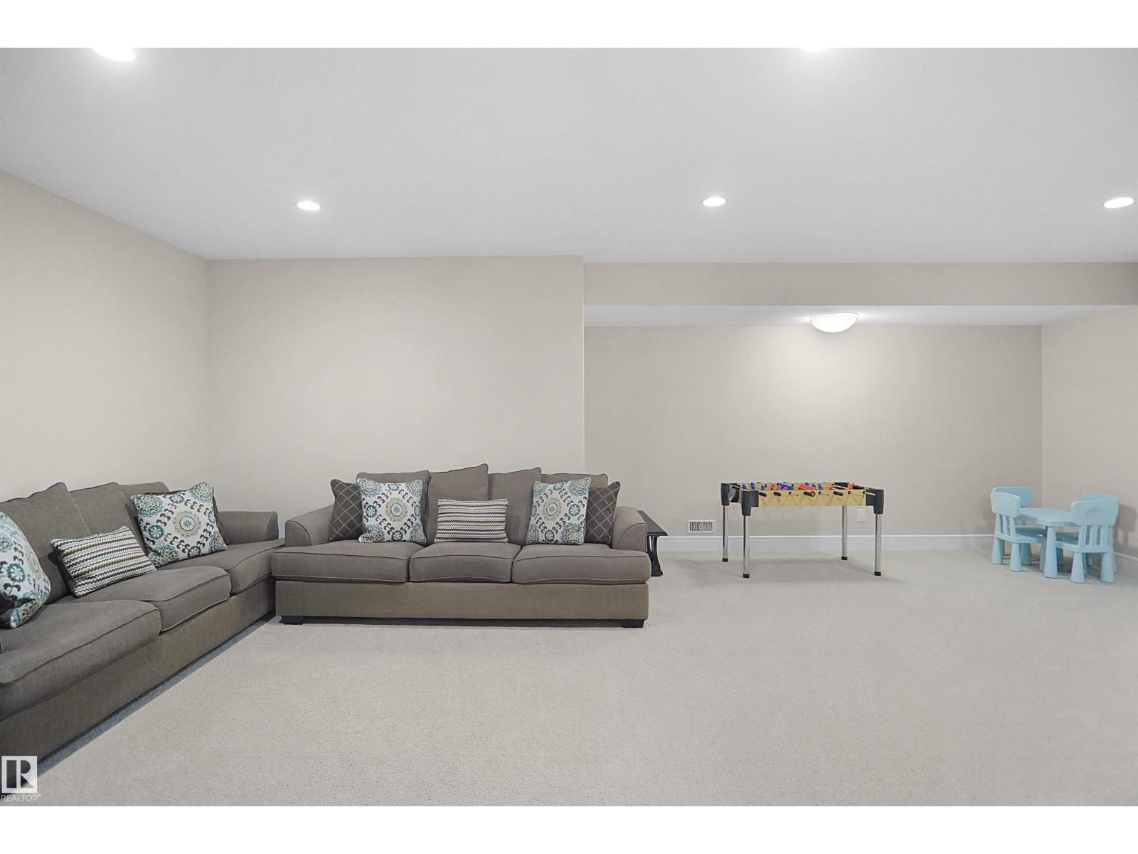 16779 122 ST NW - 51