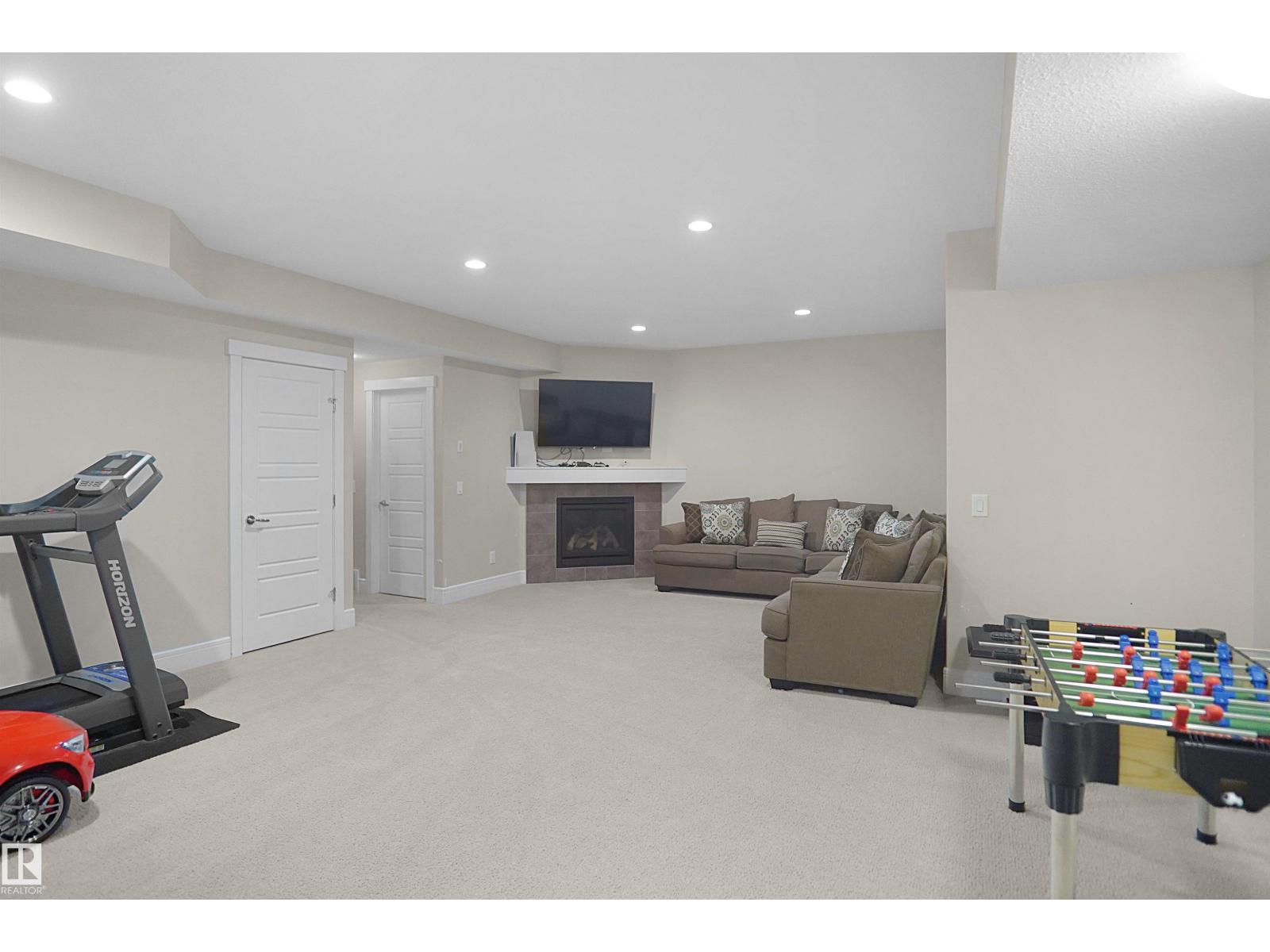 16779 122 ST NW - 53