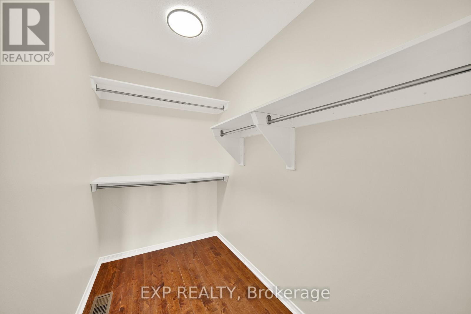 186 SOUTHPORT DRIVE - 20