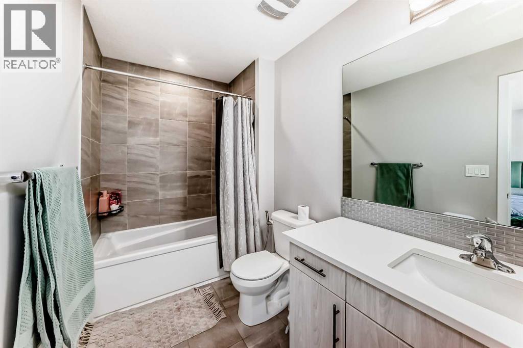 1283 140 Avenue NW - 26