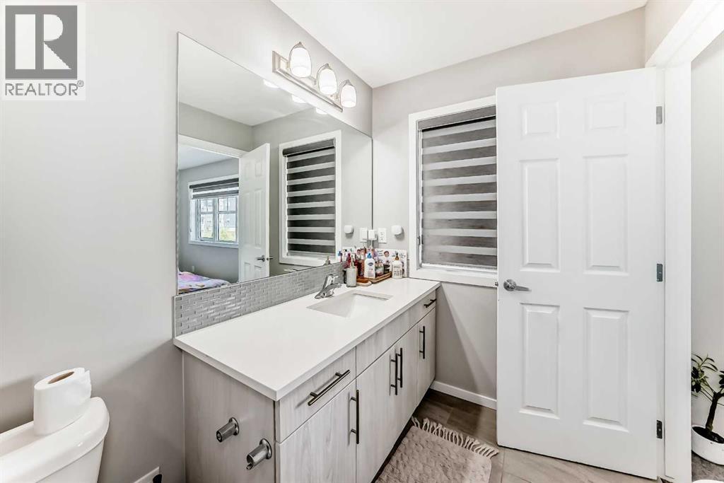 1283 140 Avenue NW - 27