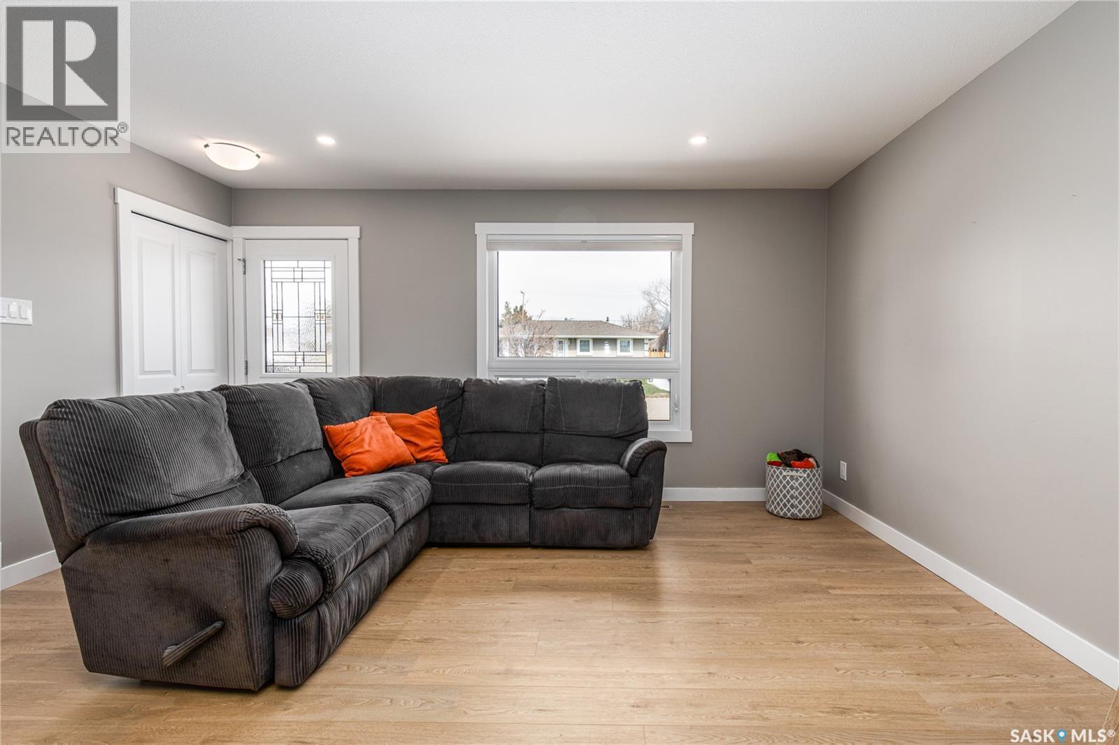 1511 Glendale STREET - 9