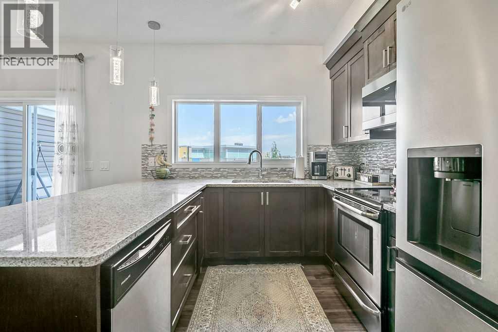 665 Hillcrest Road SW - 10
