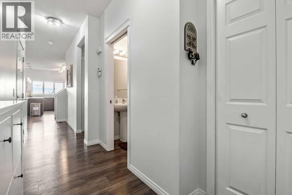 665 Hillcrest Road SW - 5