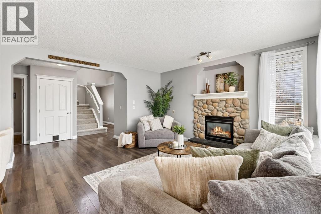 35 Crestmont Drive SW - 5