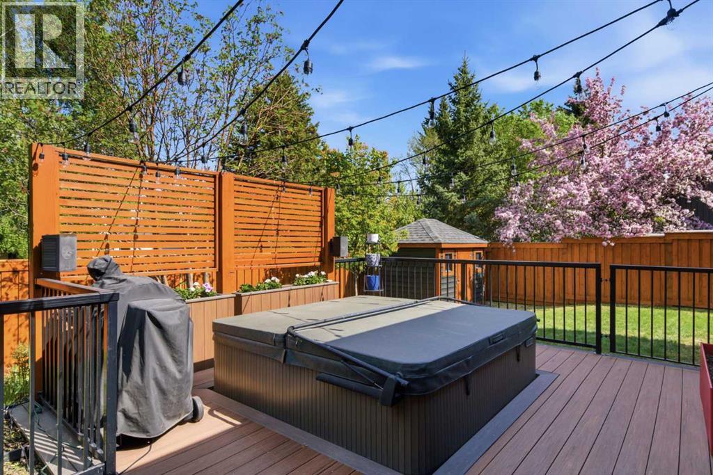 423 Lake Simcoe Crescent SE - 40