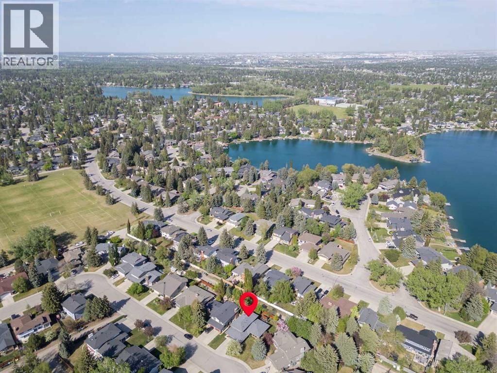 423 Lake Simcoe Crescent SE - 50